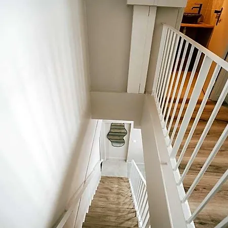Edera Aparthotel 4*