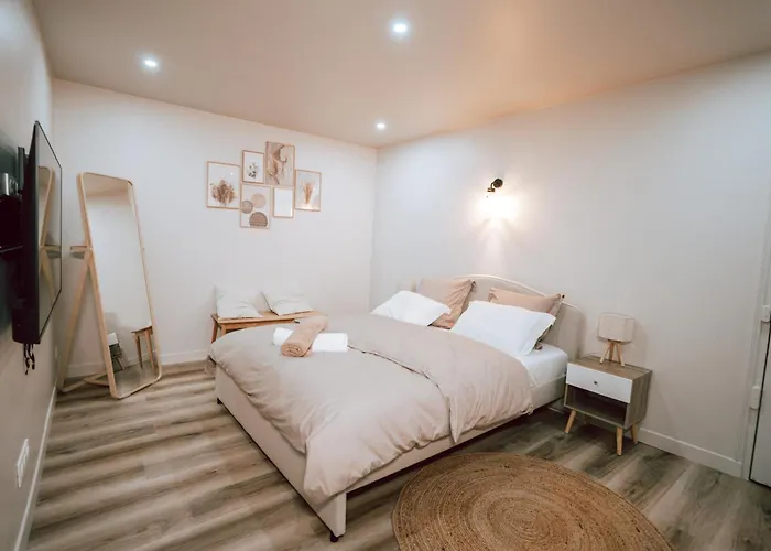 Edera Apartahotel 4*